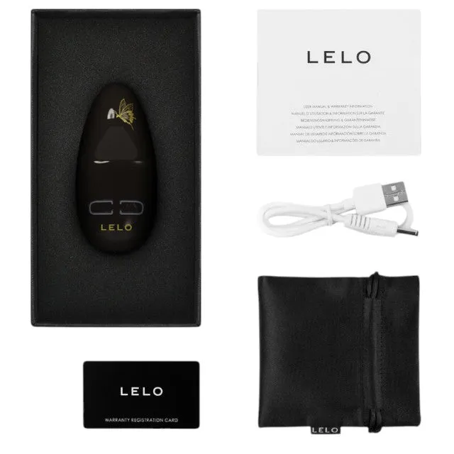 Aparat de masaj LELO NEA 3 Pitch Black. pentru corp și zone intime. cu 10 funcții de vibrație. design cu fluturi și flori. negru cu auriu