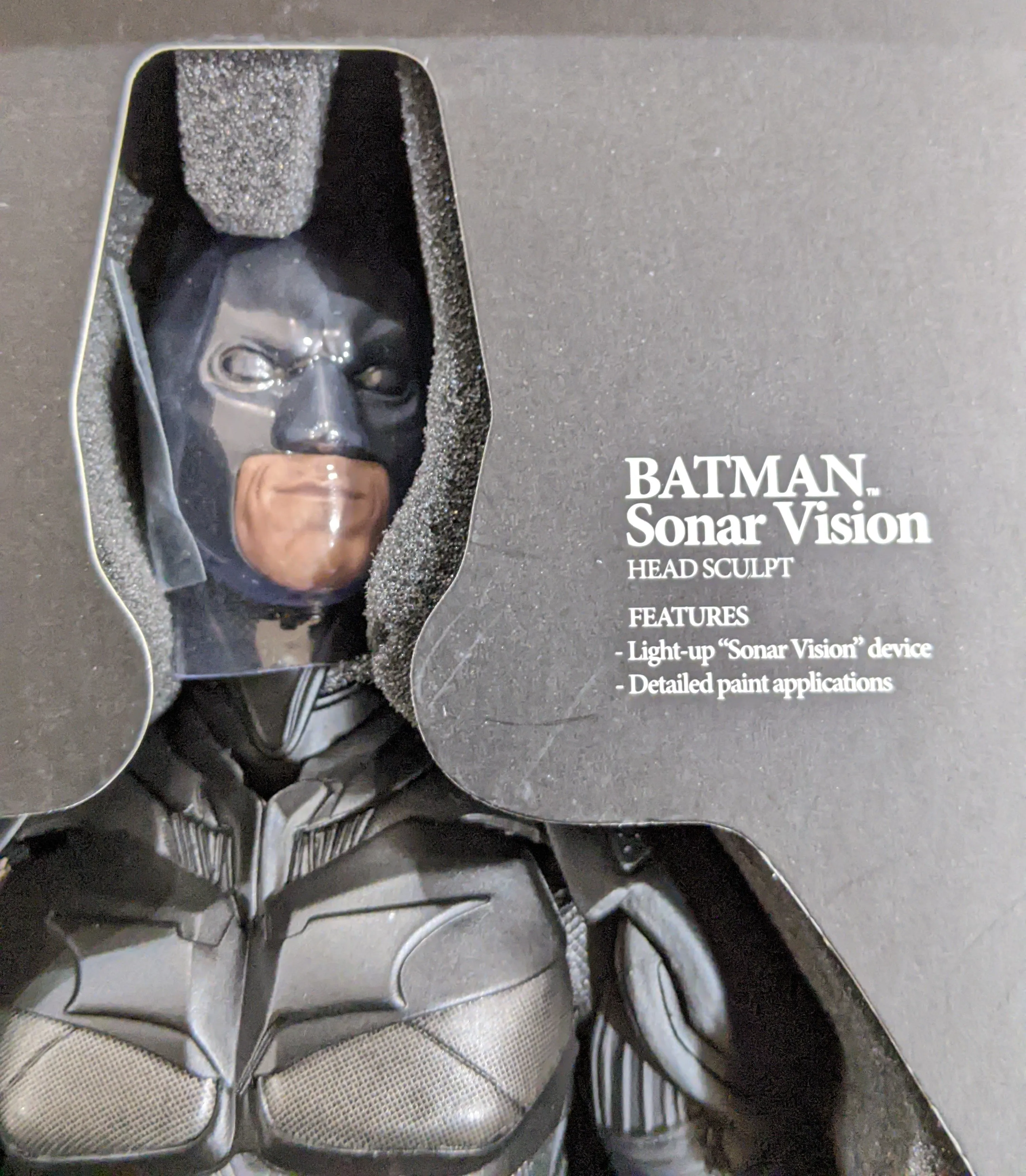 Hot Toys 1/6 The Dark Knight Batman Movie Masterpiece Sixth Scale Figure DX02 *Open Box*