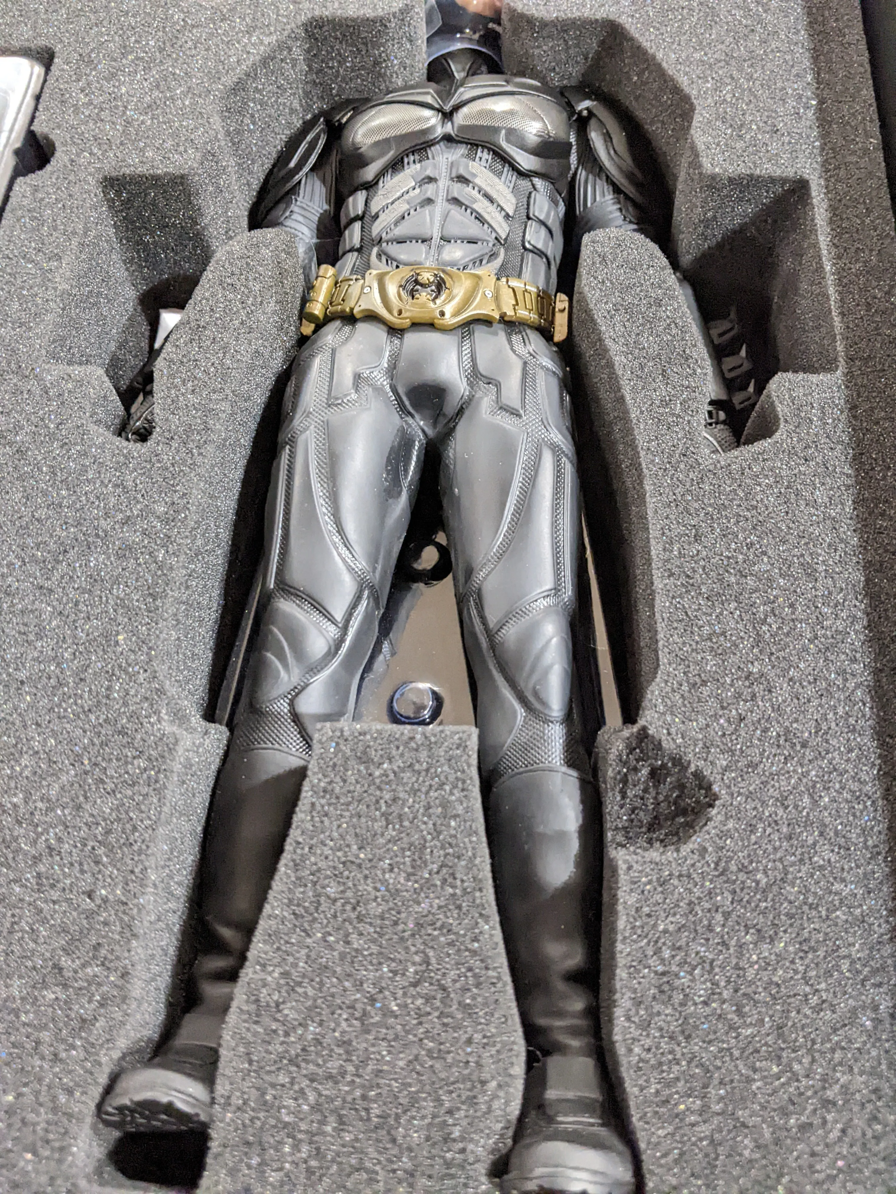 Hot Toys 1/6 The Dark Knight Batman Movie Masterpiece Sixth Scale Figure DX02 *Open Box*